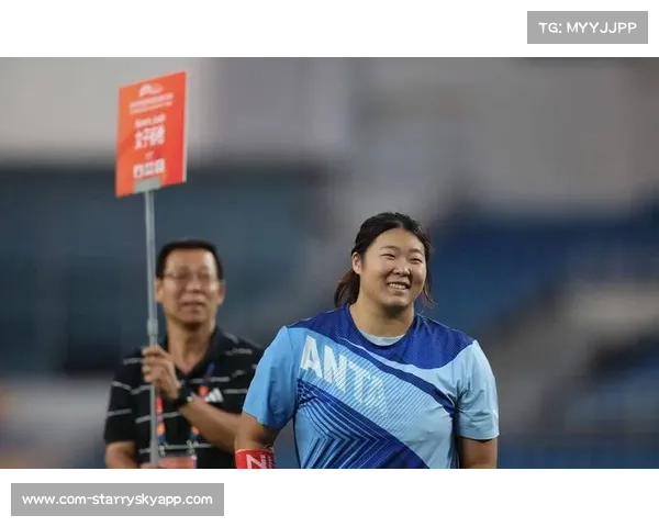 严子怡掷出六十四米四六惊艳全场勇夺世界田联洲际巡回赛北京站女子标枪冠军