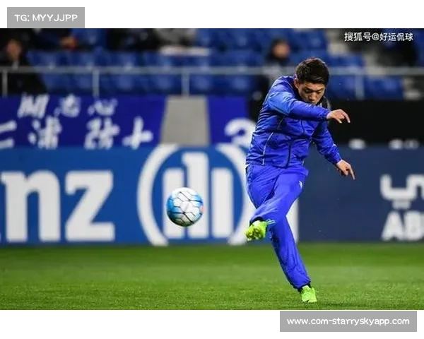 海港大鱼浮出水面，横滨水手多哥后腰租借加盟